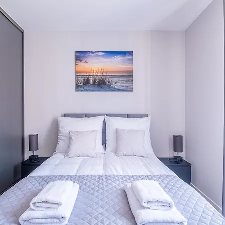 Apartament Z Balkonem I Miejscem Parkingowym W Centrum Gdanska - Scala *
