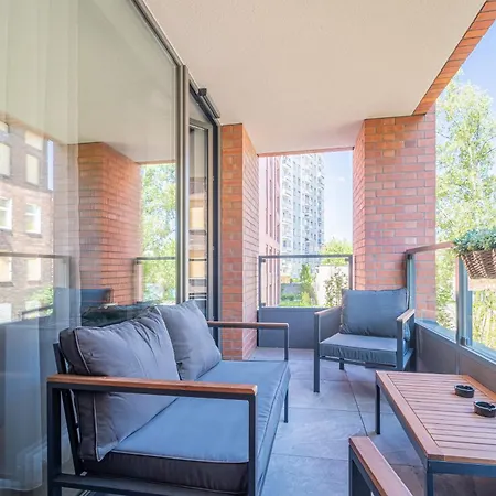 Apartament Z Balkonem I Miejscem Parkingowym W Centrum Gdanska - Scala *