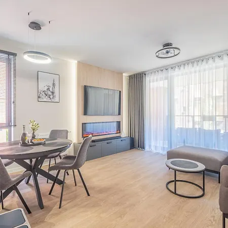 Apartament Z Balkonem I Miejscem Parkingowym W Centrum Gdanska - Scala Apartamento