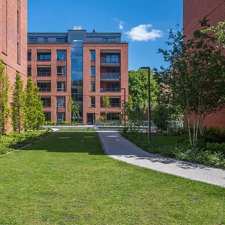 Apartament Z Balkonem I Miejscem Parkingowym W Centrum Gdanska - Scala *